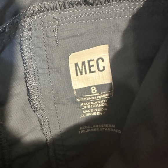 MEC Grey Hiking Pants - Picture 12 of 12